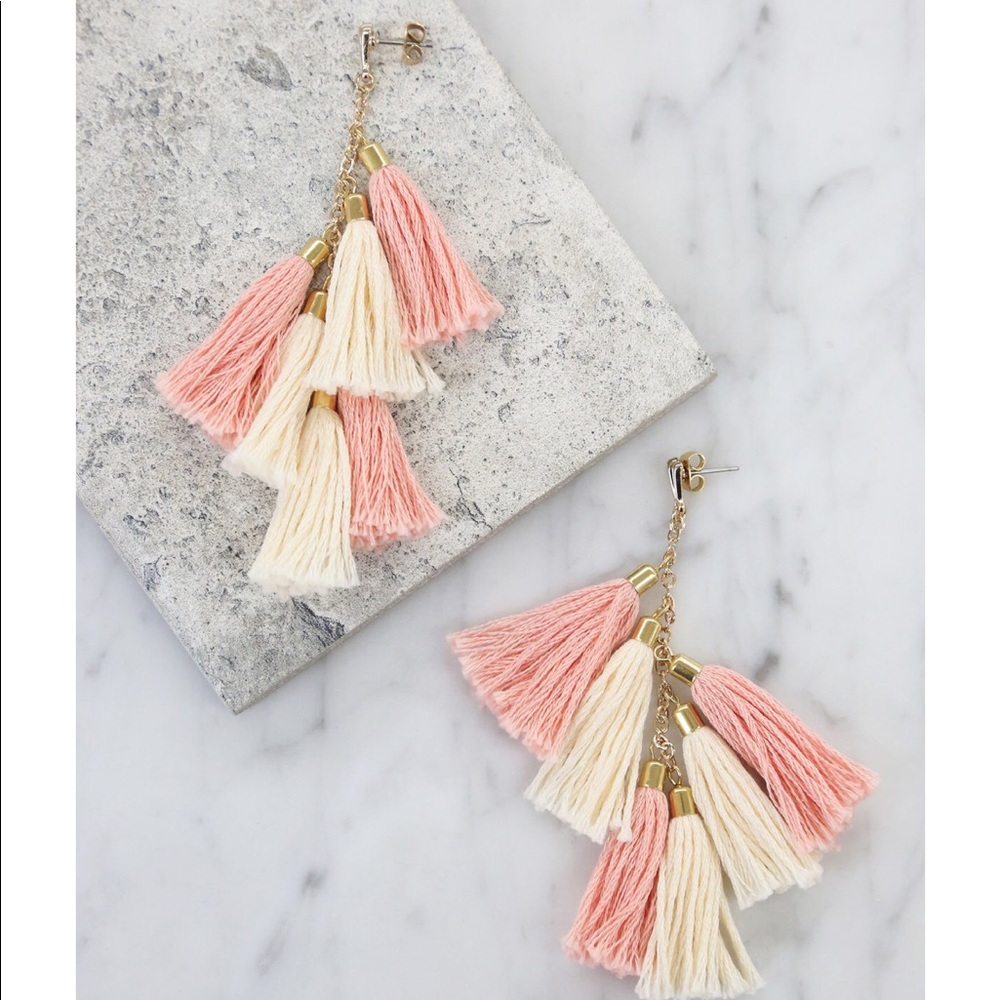NWT ettika Day Dreamer Tassel earrings